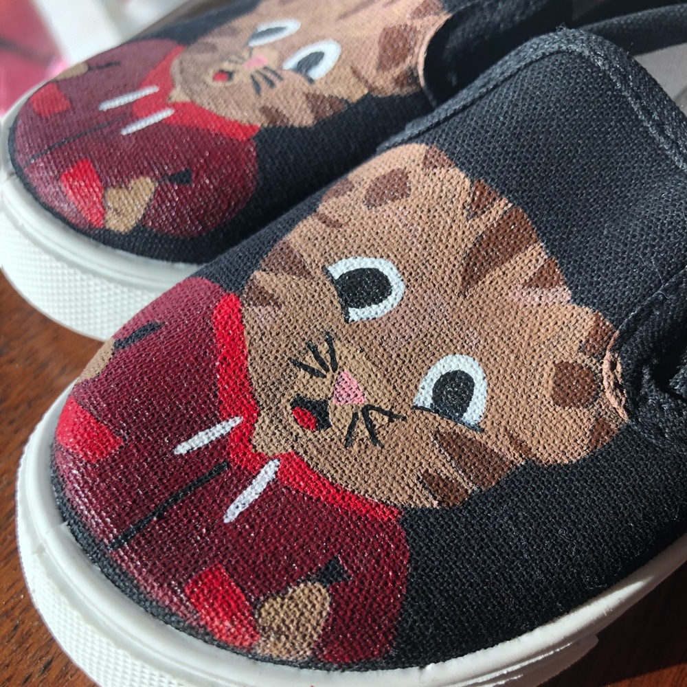 Daniel Tiger Custom Painted Shoes -6